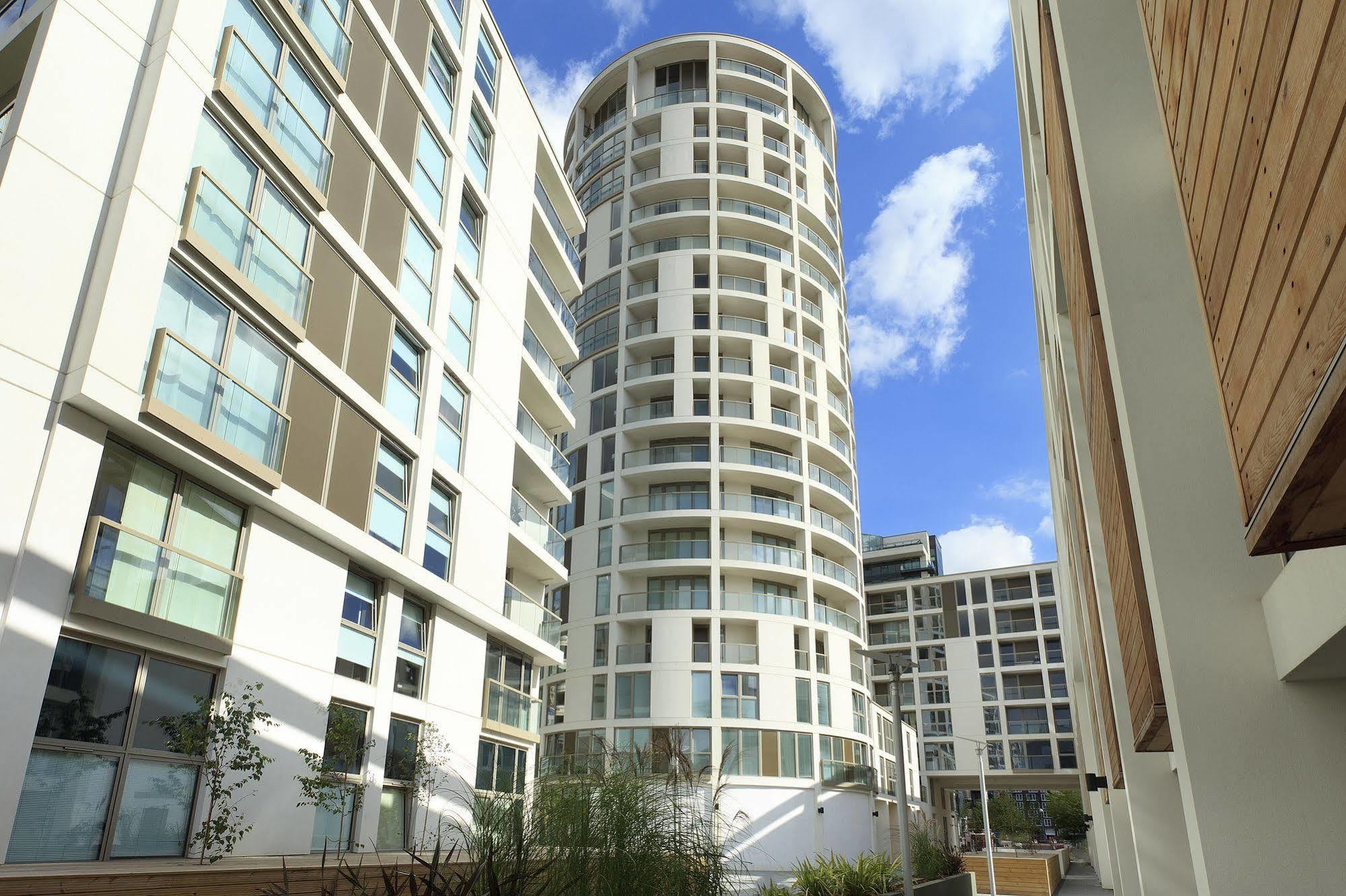 Saco Canary Wharf - Trinity Tower Aparthotel London Exterior photo